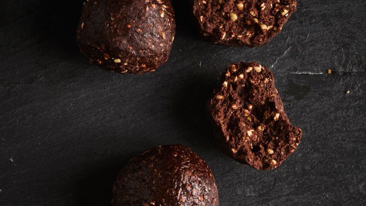 Chocolate buckwheat ball